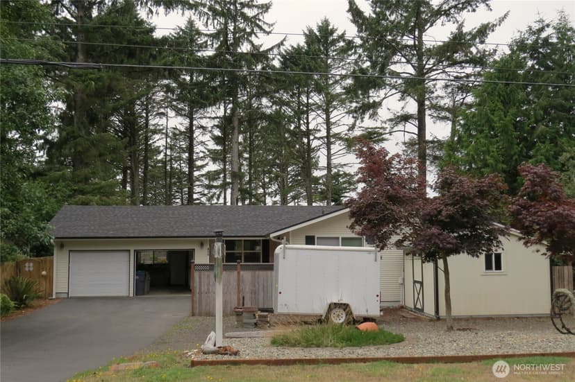 Property photo for 237 Dolphin Avenue NE, Ocean Shores