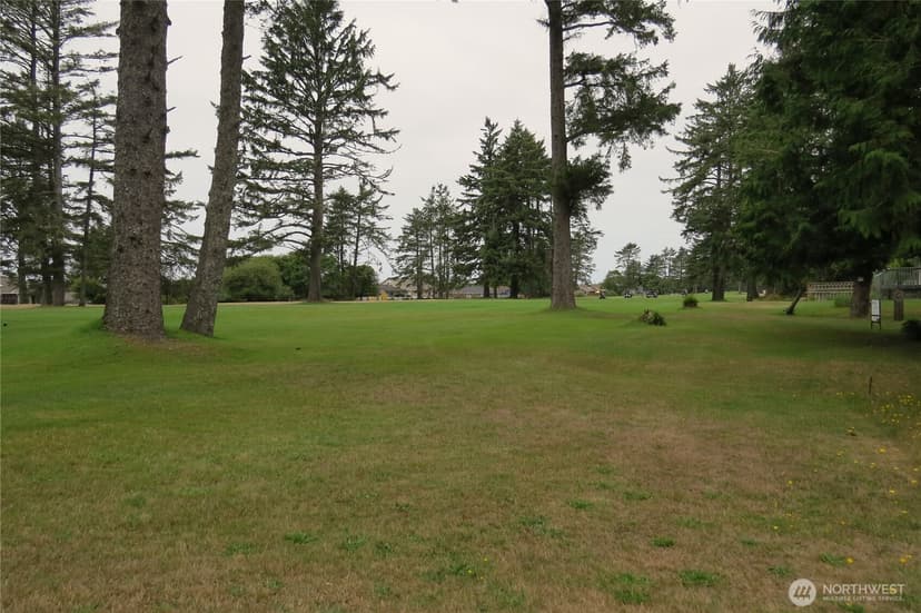 Property photo for 237 Dolphin Avenue NE, Ocean Shores photo 29