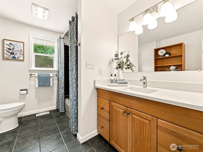 Property photo for 21638 94th Place S, Kent photo 21