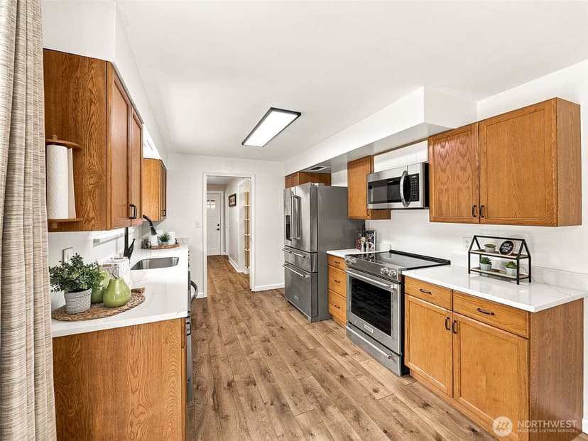 Property photo for 21638 94th Place S, Kent photo 14