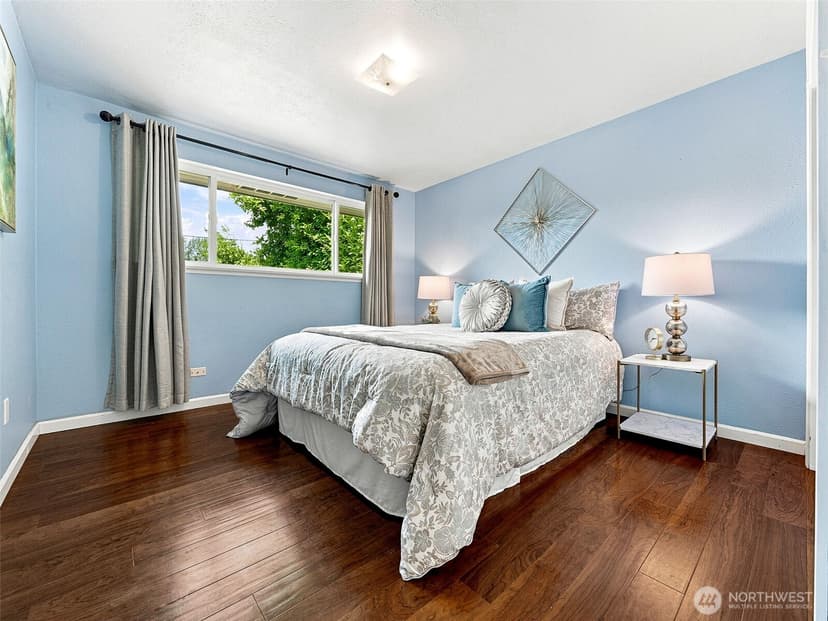 Property photo for 21638 94th Place S, Kent photo 16