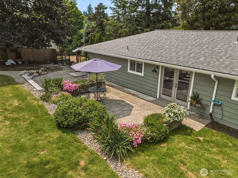 Property photo for 21638 94th Place S, Kent photo 23