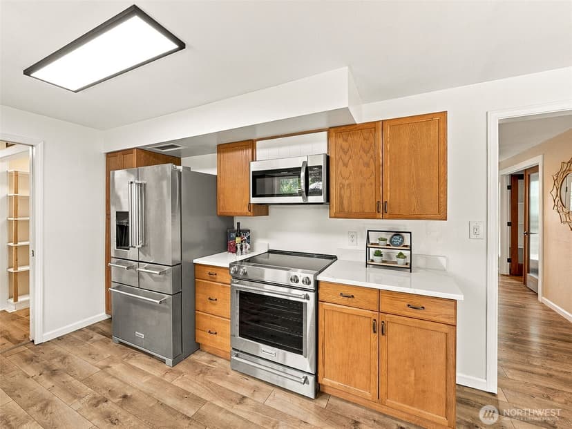 Property photo for 21638 94th Place S, Kent photo 15