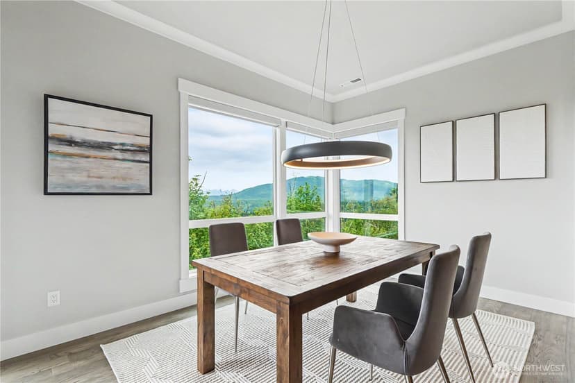 Property photo for 510 Viewcrest Drive NW, Issaquah photo 7