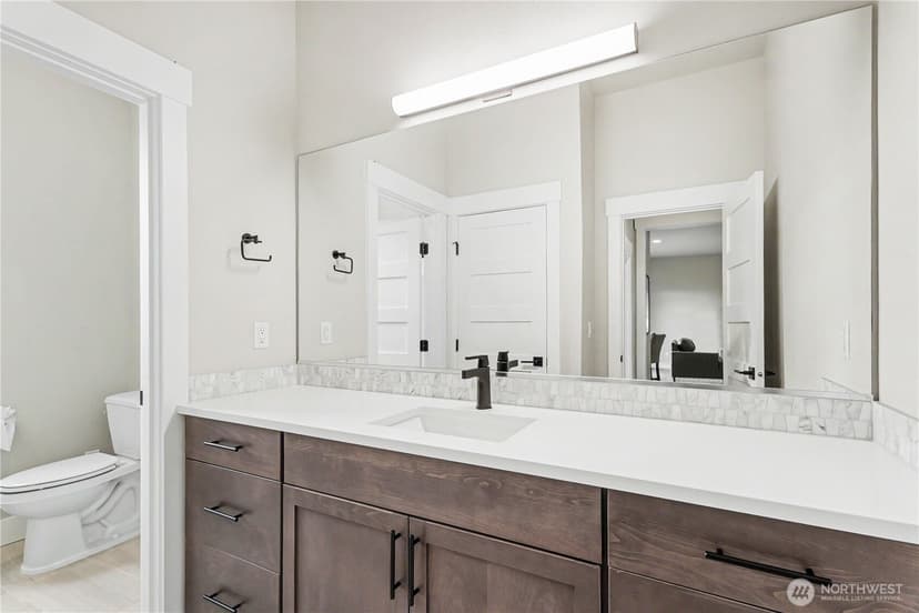 Property photo for 510 Viewcrest Drive NW, Issaquah photo 15