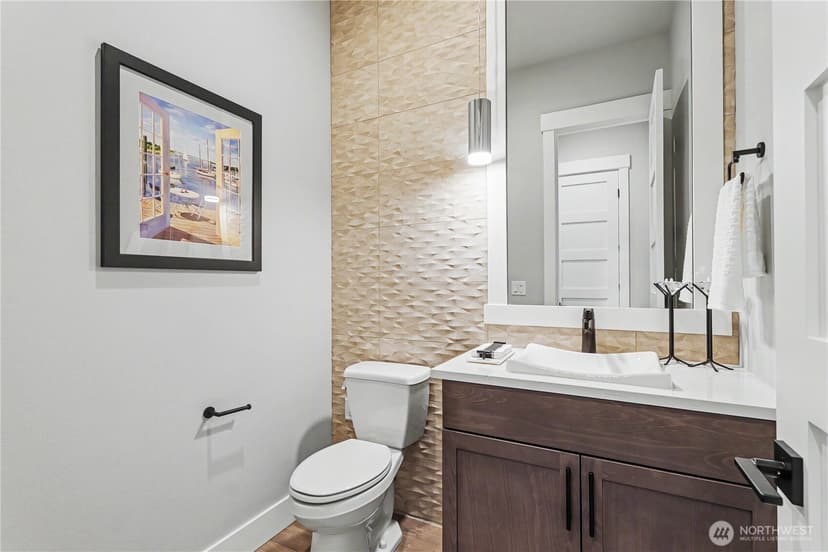 Property photo for 510 Viewcrest Drive NW, Issaquah photo 13