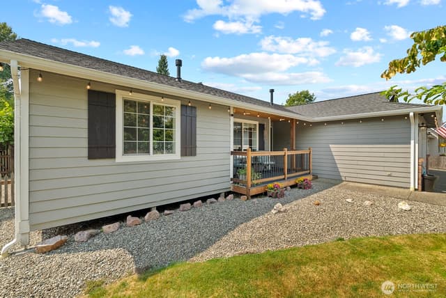 Property photo for 20530 Lois Lane, Arlington photo 2
