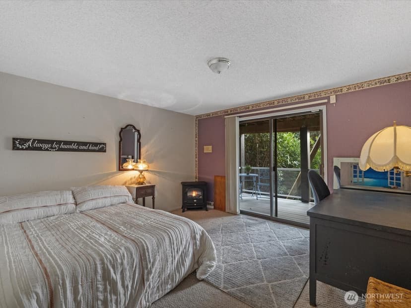 Property photo for 10830 Lake View Drive, Lake Stevens photo 27