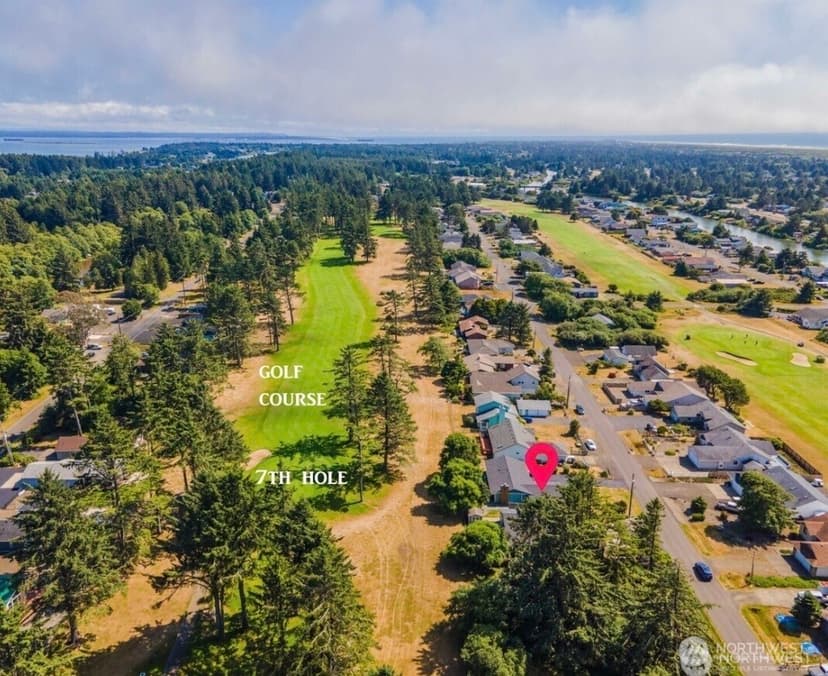 Property photo for 372 Octopus Avenue, Ocean Shores photo 2