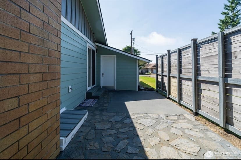 Property photo for 372 Octopus Avenue, Ocean Shores photo 23