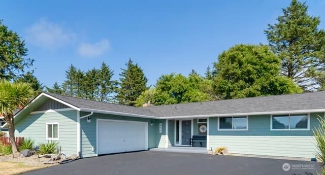 Property photo for 372 Octopus Avenue, Ocean Shores