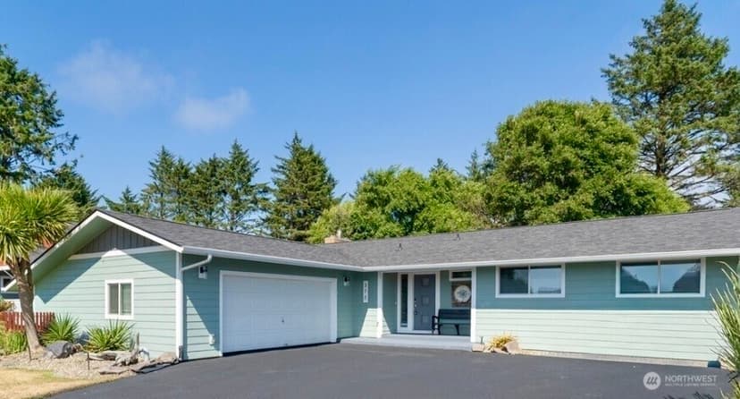 Property photo for 372 Octopus Avenue, Ocean Shores