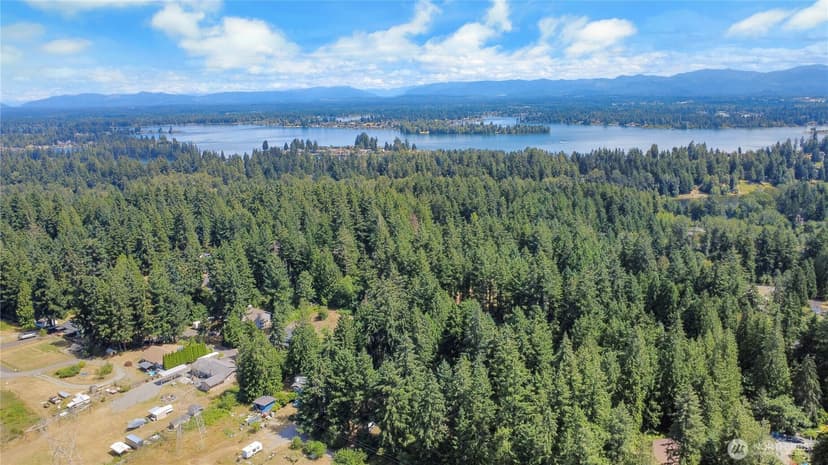 Property photo for 17404 51st Street Ct E, Lake Tapps photo 3