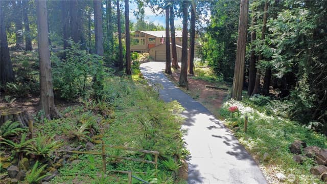 Property photo for 17404 51st Street Ct E, Lake Tapps photo 2