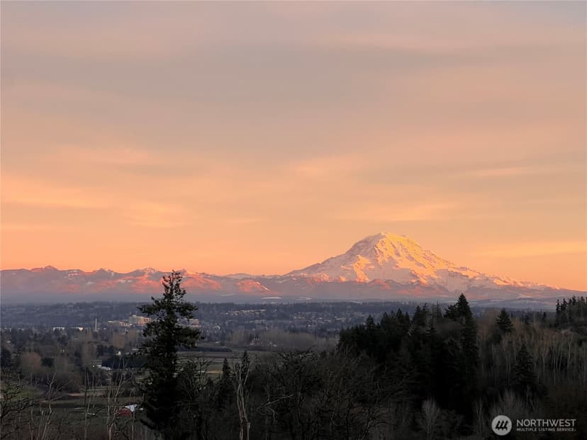 Property photo for 5601 48th Avenue E, Tacoma photo 24