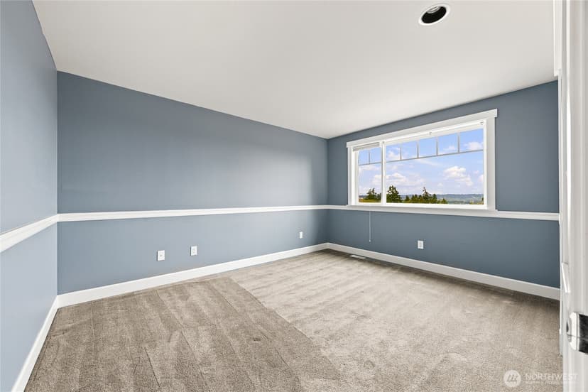 Property photo for 5601 48th Avenue E, Tacoma photo 21