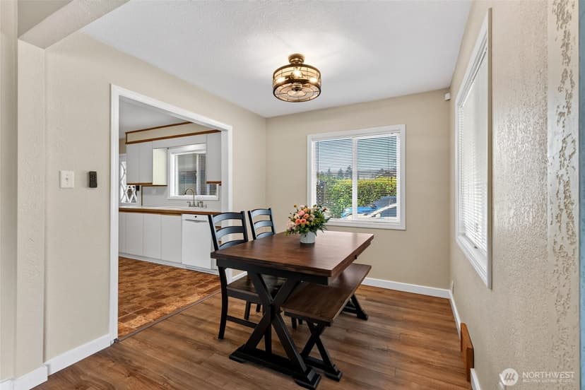 Property photo for 10104 48th Avenue E, Tacoma photo 10