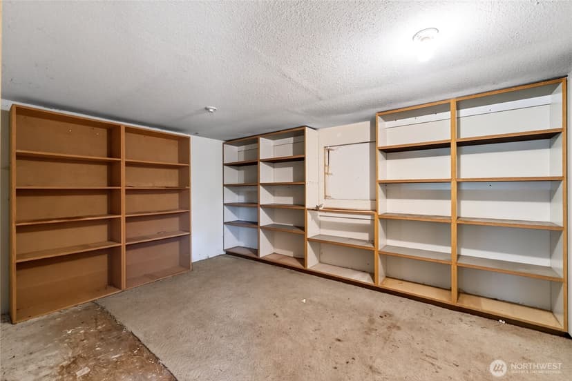 Property photo for 10104 48th Avenue E, Tacoma photo 31