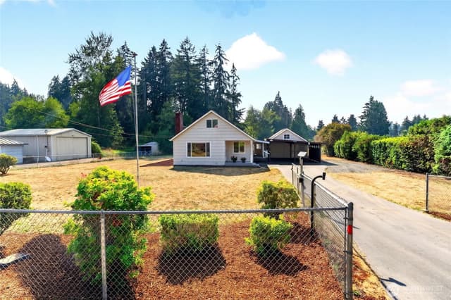 Property photo for 10104 48th Avenue E, Tacoma