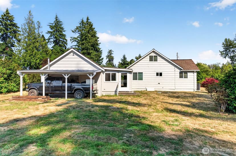 Property photo for 10104 48th Avenue E, Tacoma photo 24