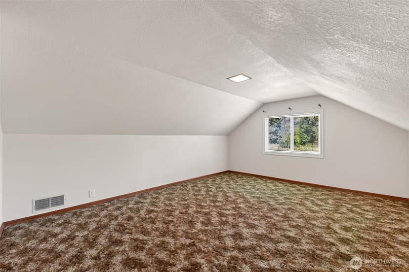 Property photo for 10104 48th Avenue E, Tacoma photo 23