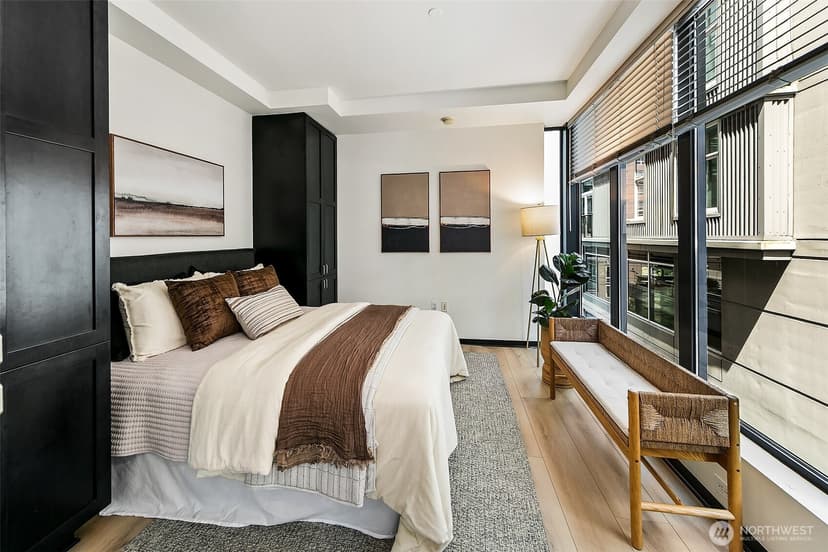 Property photo for 2716 Elliott Avenue #605, Seattle photo 12