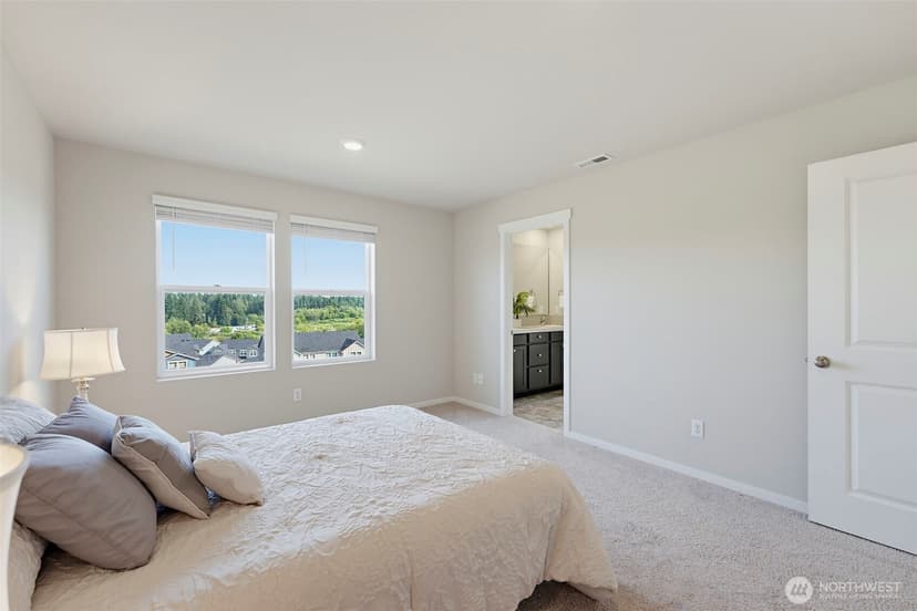 Property photo for 6559 Randolph Drive NE, Bremerton photo 15