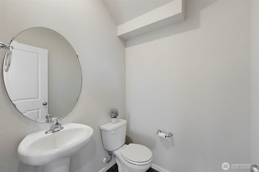 Property photo for 6559 Randolph Drive NE, Bremerton photo 12