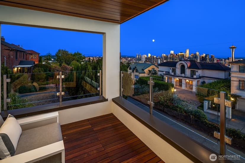 Property photo for 160 Highland Drive, Seattle photo 24