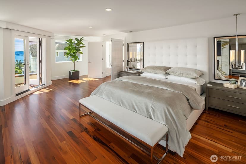 Property photo for 160 Highland Drive, Seattle photo 18