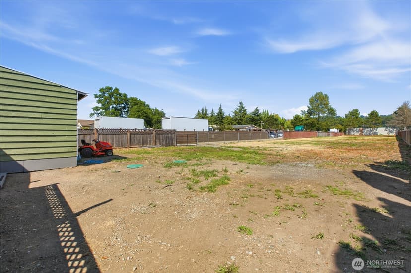 Property photo for 28404 85th Avenue S, Auburn photo 16