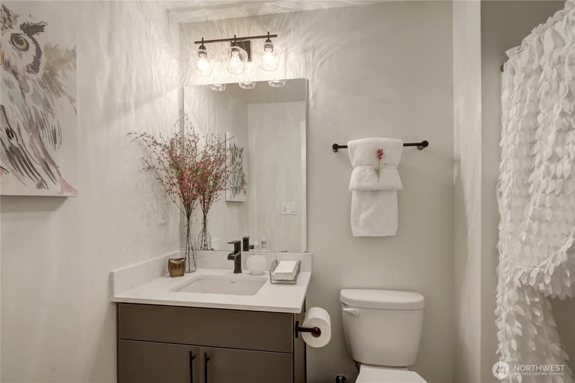 Property photo for 222 124th Street SW #U2, Everett photo 4