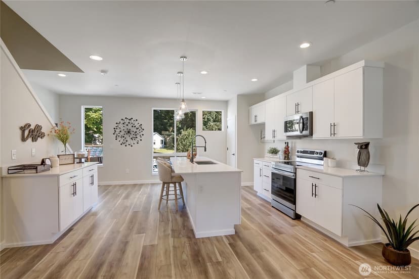 Property photo for 222 124th Street SW #U2, Everett photo 11