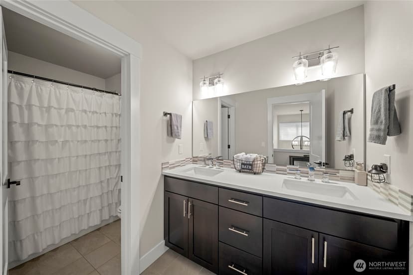Property photo for 7704 Connells Prairie Road E, Bonney Lake photo 27