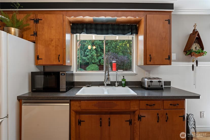 Property photo for 4025 Brouse Boulevard W, University Place photo 15
