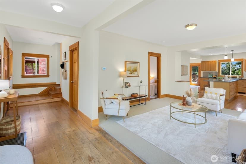 Property photo for 3422 21st Avenue S, Seattle photo 4