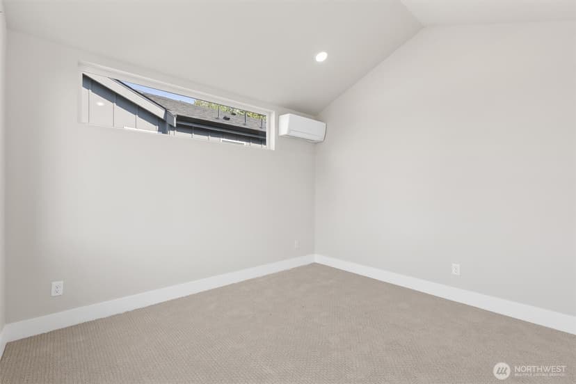 Property photo for 1407 29th Avenue #B, Seattle photo 14