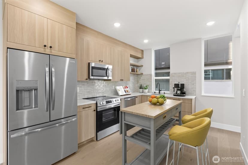Property photo for 1407 29th Avenue #B, Seattle photo 5
