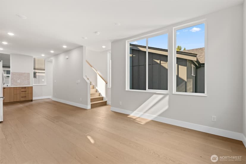 Property photo for 1407 29th Avenue #B, Seattle photo 10