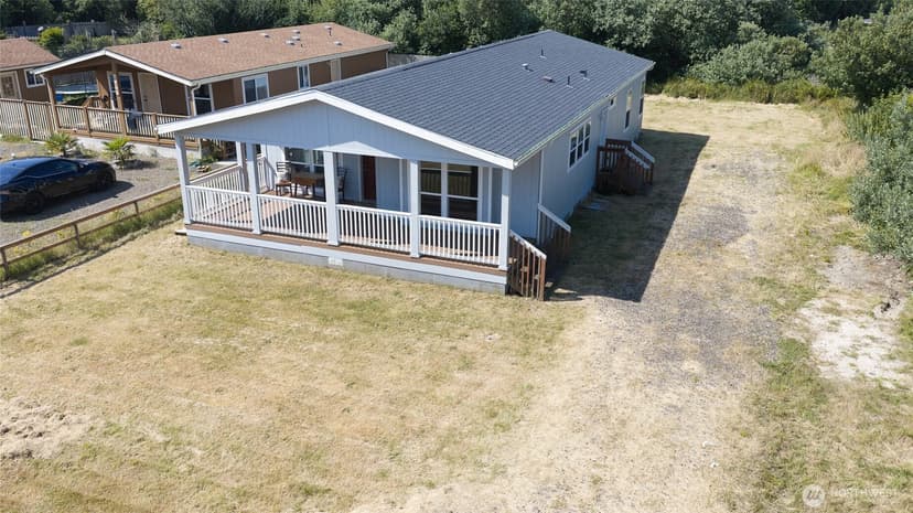 Property photo for 141 Frigate Street NW, Ocean Shores photo 31