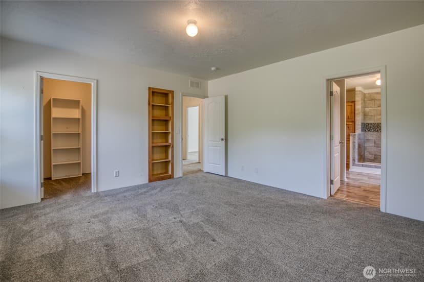 Property photo for 141 Frigate Street NW, Ocean Shores photo 21