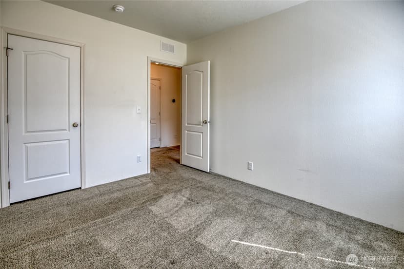 Property photo for 141 Frigate Street NW, Ocean Shores photo 19