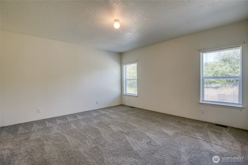 Property photo for 141 Frigate Street NW, Ocean Shores photo 20
