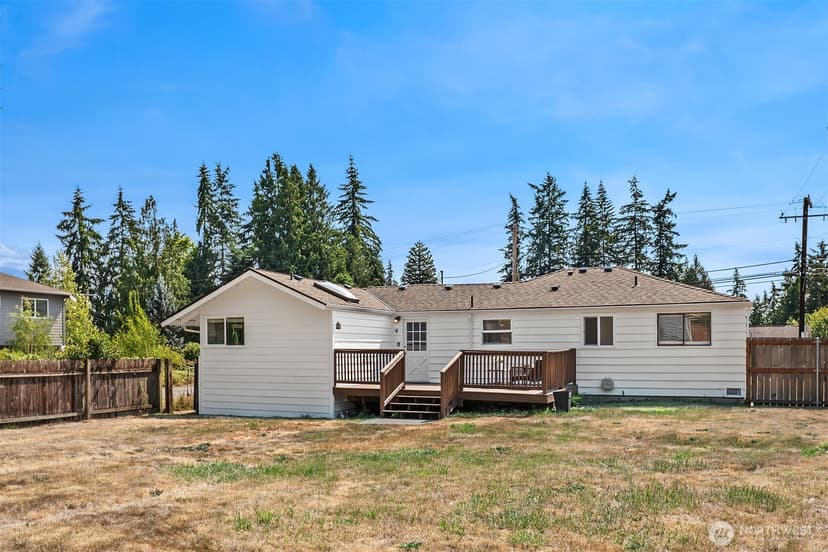 Property photo for 2021 204th Street SW, Lynnwood photo 21