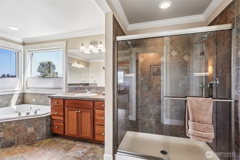 Property photo for 21729 Quiet Water Loop, Lake Tapps photo 19