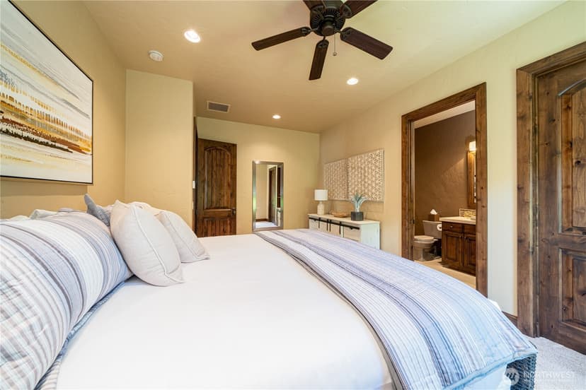 Property photo for 17 & 21 Moonlight Bay Lane, Manson photo 28