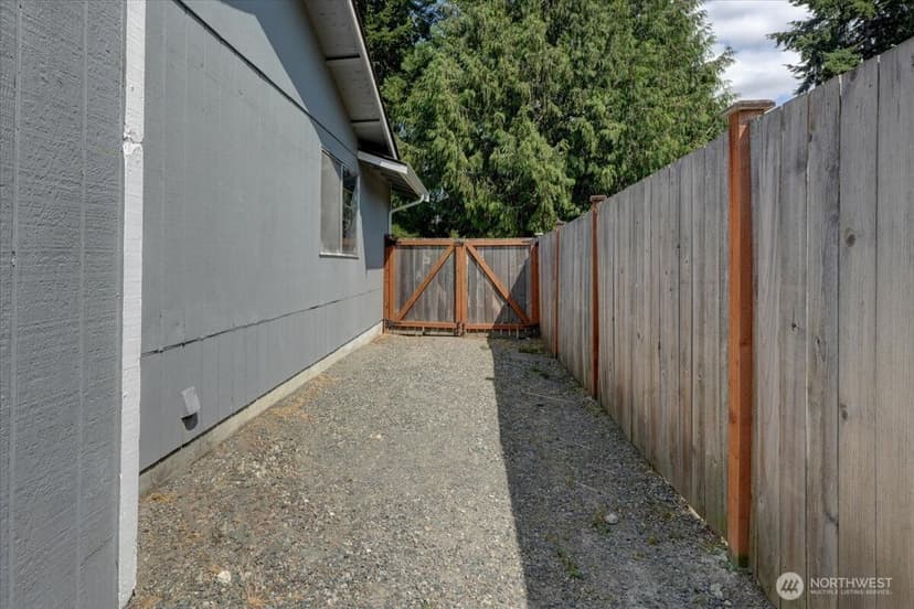 Property photo for 37427 39th Avenue S, Auburn photo 27