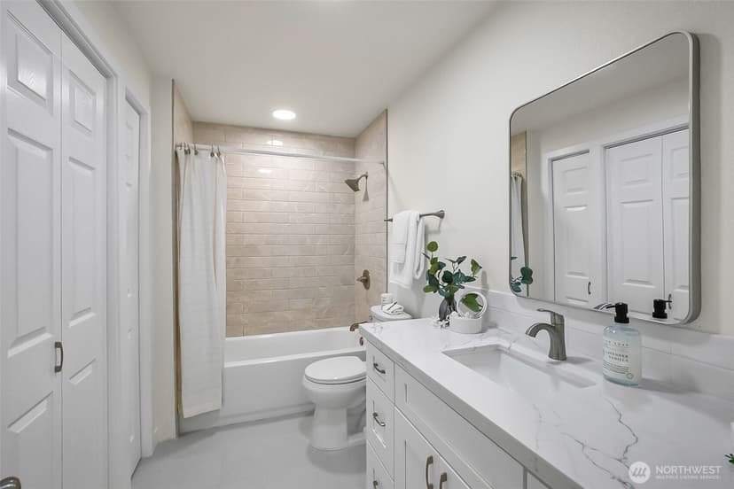 Property photo for 13304 Elliott Road, Snohomish photo 21