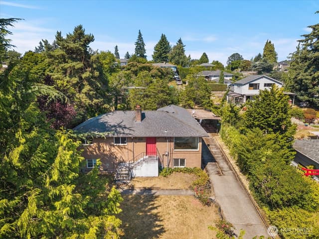 Property photo for 14709 58th Avenue S, Tukwila photo 2