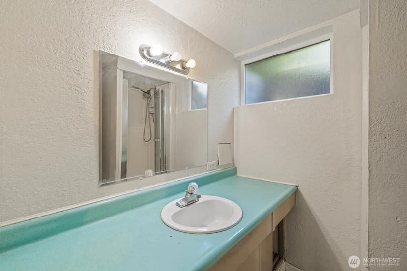 Property photo for 14709 58th Avenue S, Tukwila photo 30